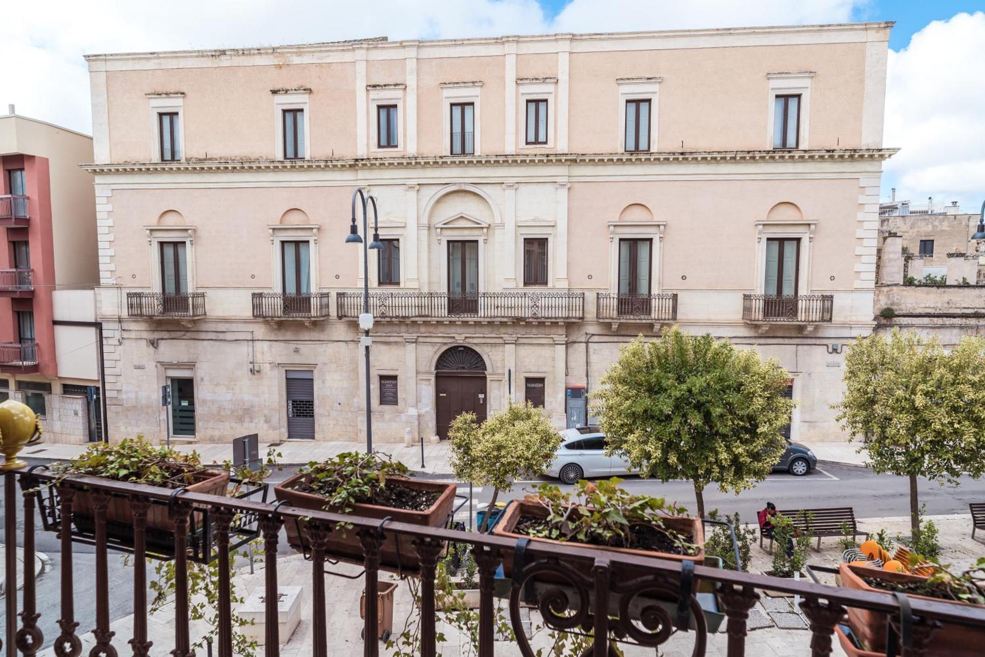 Palazzo Iato Rutigliano Exterior foto